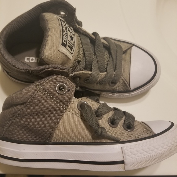 Converse - Picture 2 of 2